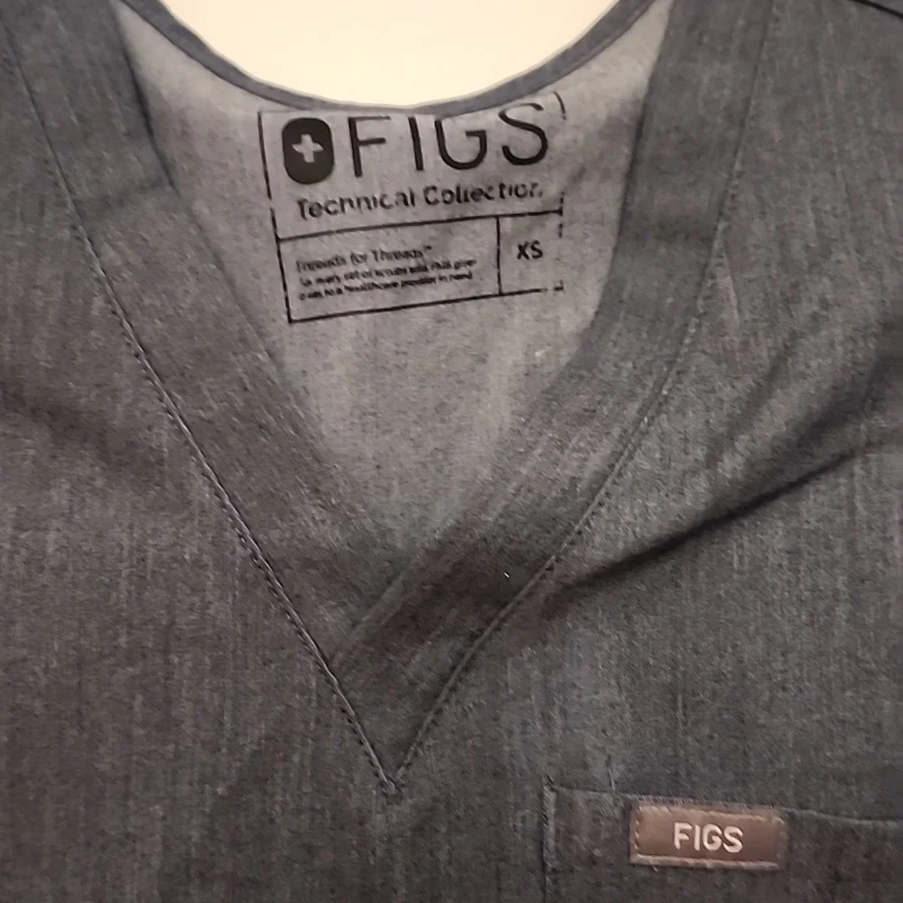 Figs Catarina Scrub Top - Picture 6 of 7
